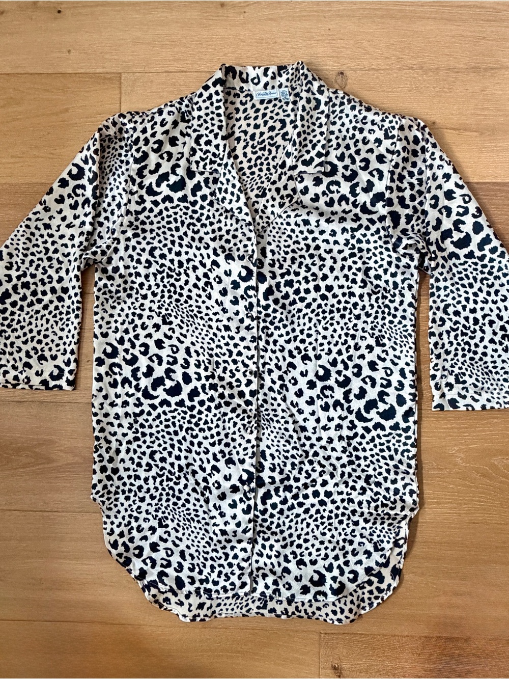 Vintage 80s/90s Saks Mobwife Leopard Print Satin Nightshirt Sleepshirt Womens M